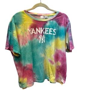 New York Yankees Tie-Dye T-Shirt Women’s Cropped XL - EUC!